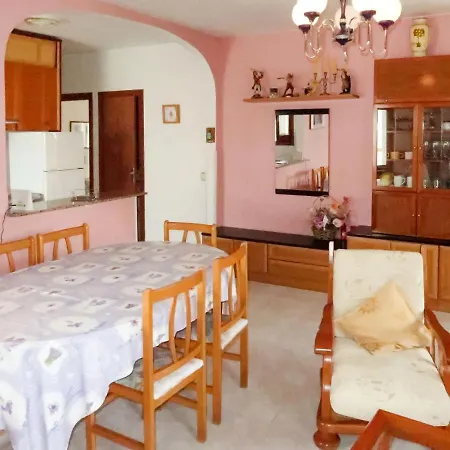 Holiday home Melina - Mpl385 By Interhome *